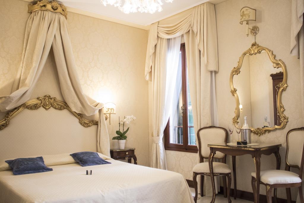 B&B Ca' Bonvicini Venice Bilik gambar